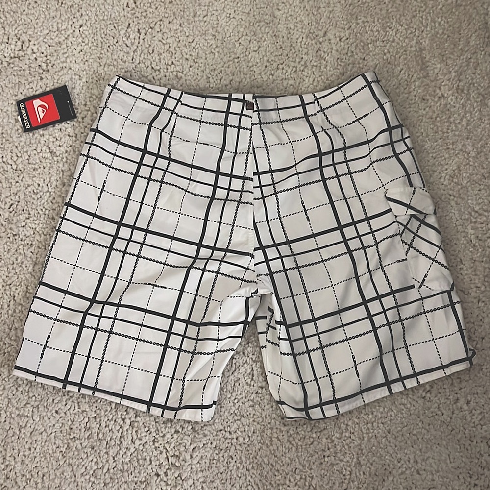 NWT Men’s Quicksilver Board Shorts, Size 44